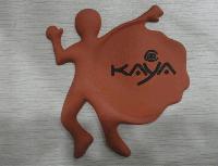 Поставка за чаши 'Размазаният КАЯ'